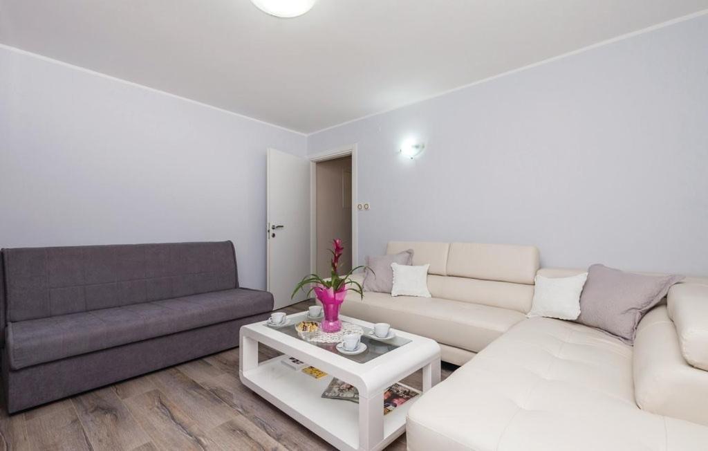 Apartman Viskovo-Opatija 4*公寓 外观 照片